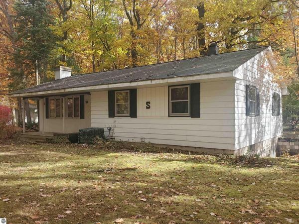 7323 Karlin Road, Interlochen, MI 49643