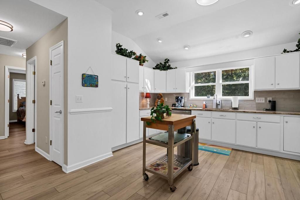 8838 Palmetto Road Photo 7