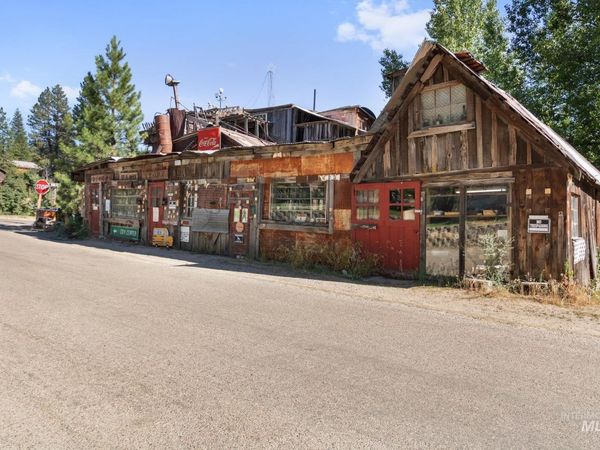 609 Main Street, Idaho City, ID 83716