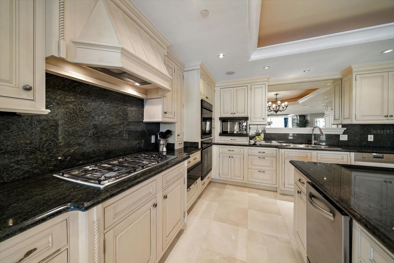 3 Seaside Lane, Unit 601, Belleair, FL 33756 Photo