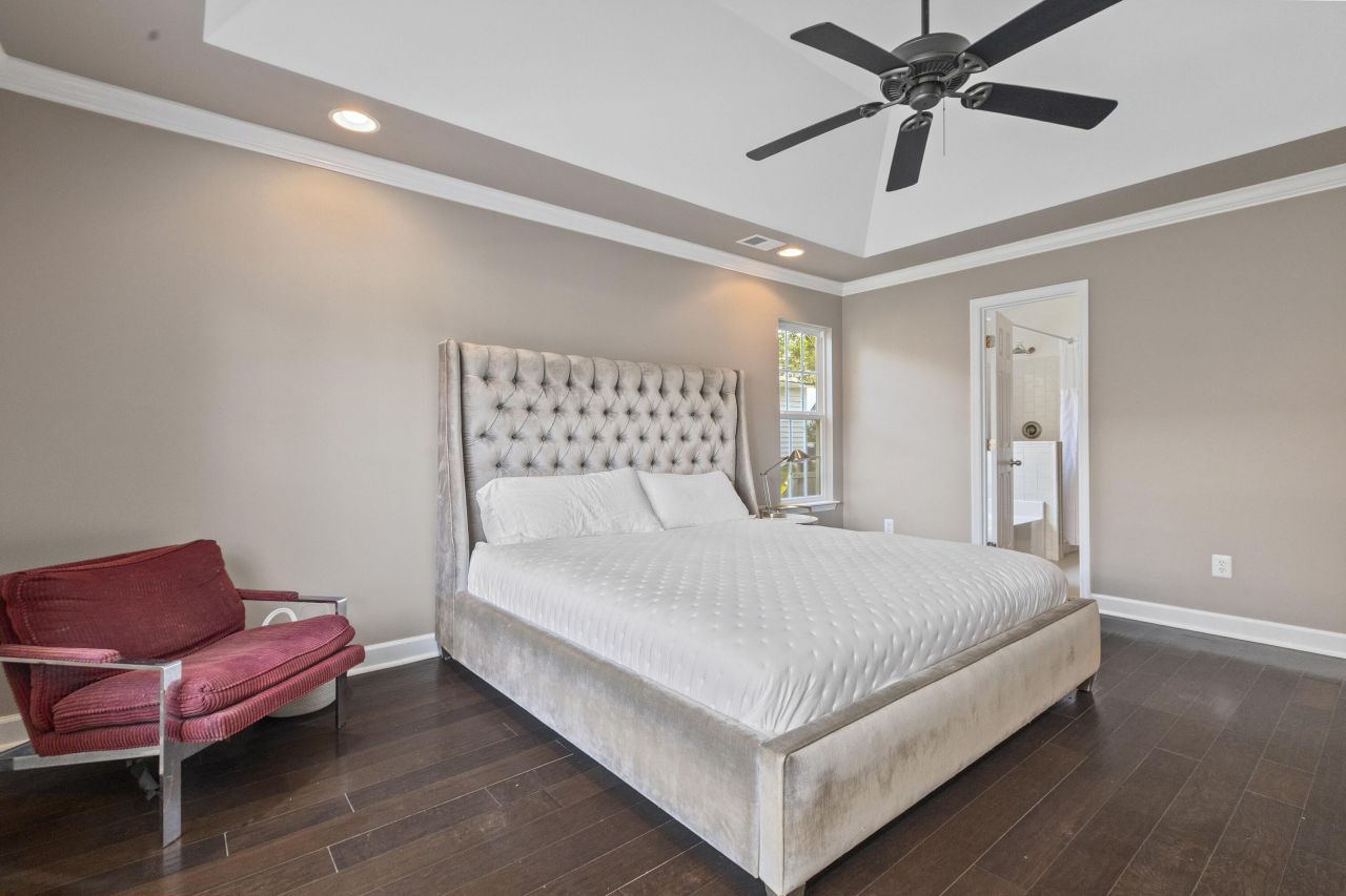 1504 Old Village Drive Photo 22