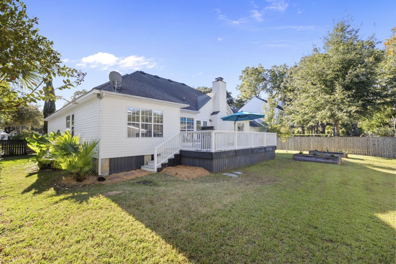 1504 Old Village Drive Photo 37