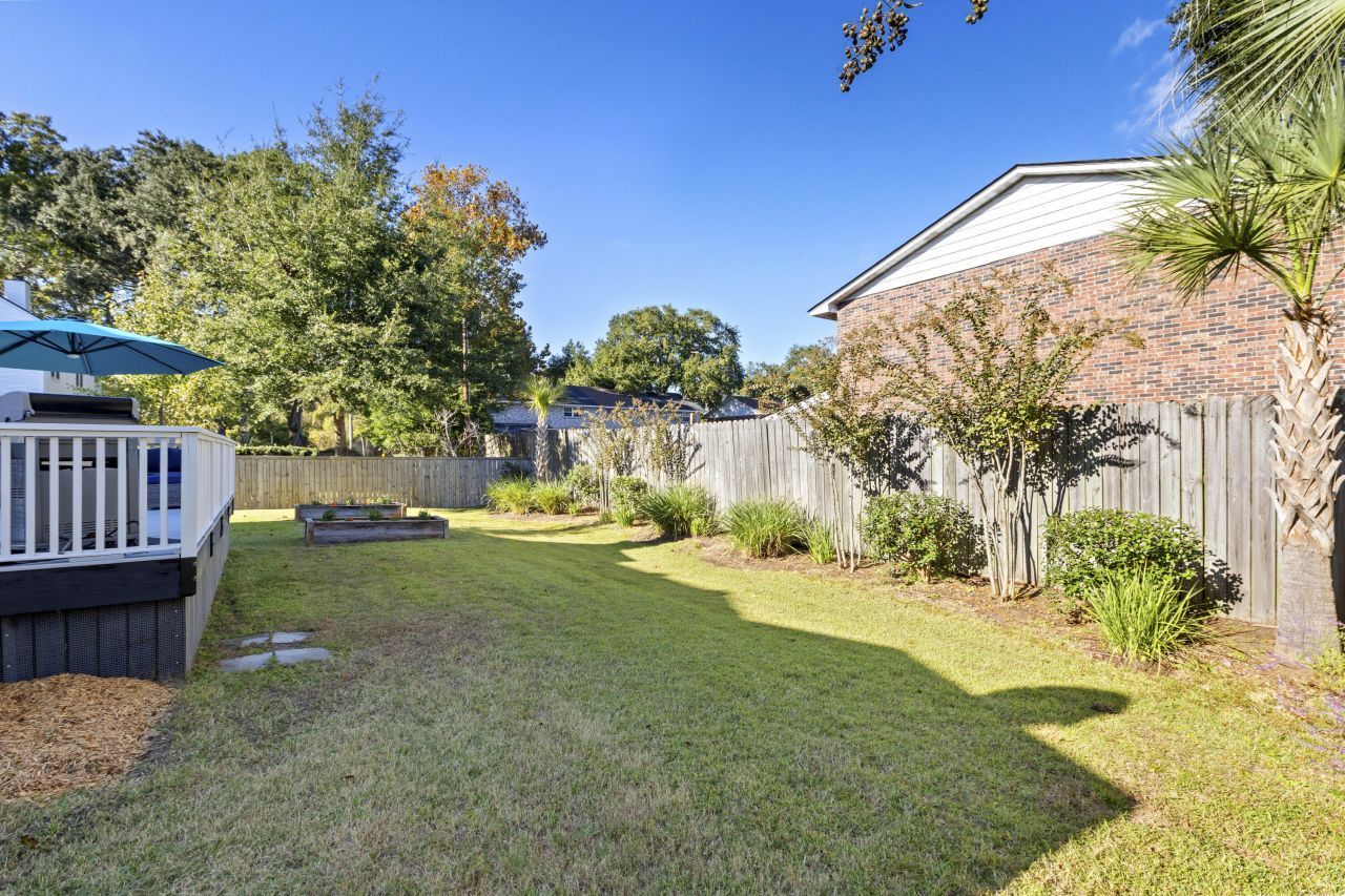 1504 Old Village Drive Photo 38