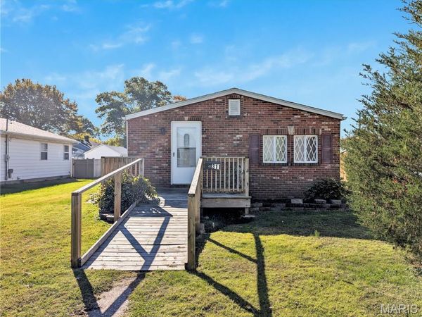 311 E 2nd Street, O'Fallon, IL 62269