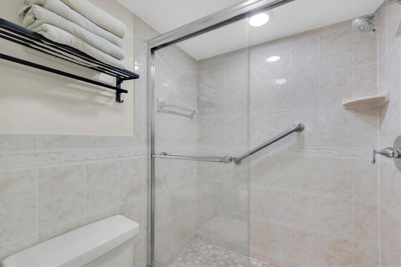 6365 Bahia Del Mar Boulevard, Unit 106, Saint Petersburg, FL 33715 Photo