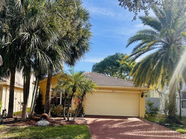 5200 Rising Comet Lane, Greenacres, FL 33463