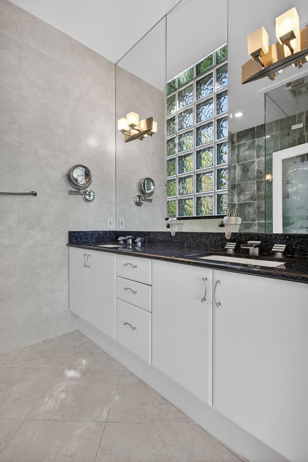 513 S Riverside Drive, Pompano Beach, FL 33062 Photo