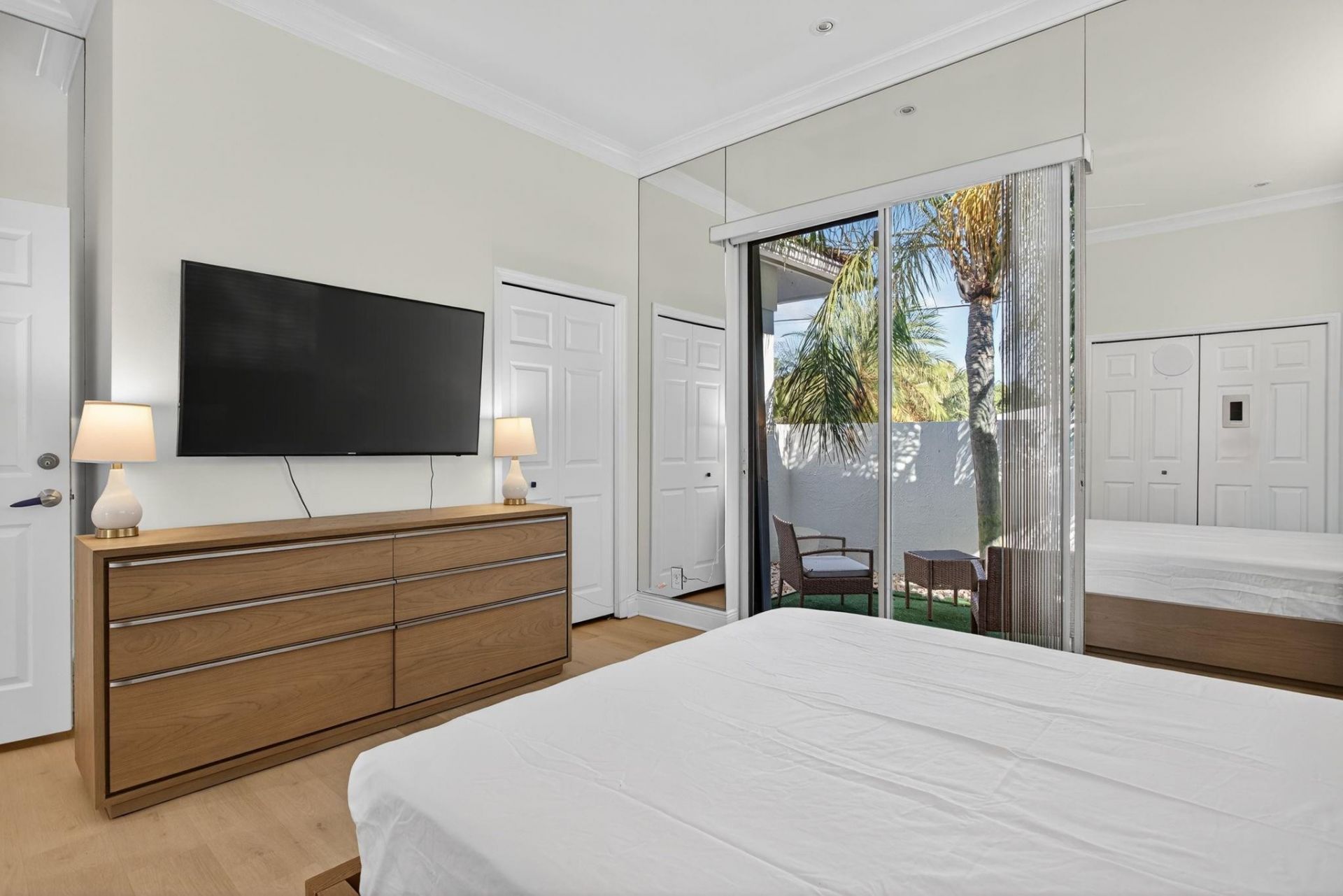 513 S Riverside Dr, Pompano Beach, FL 33062 Photo