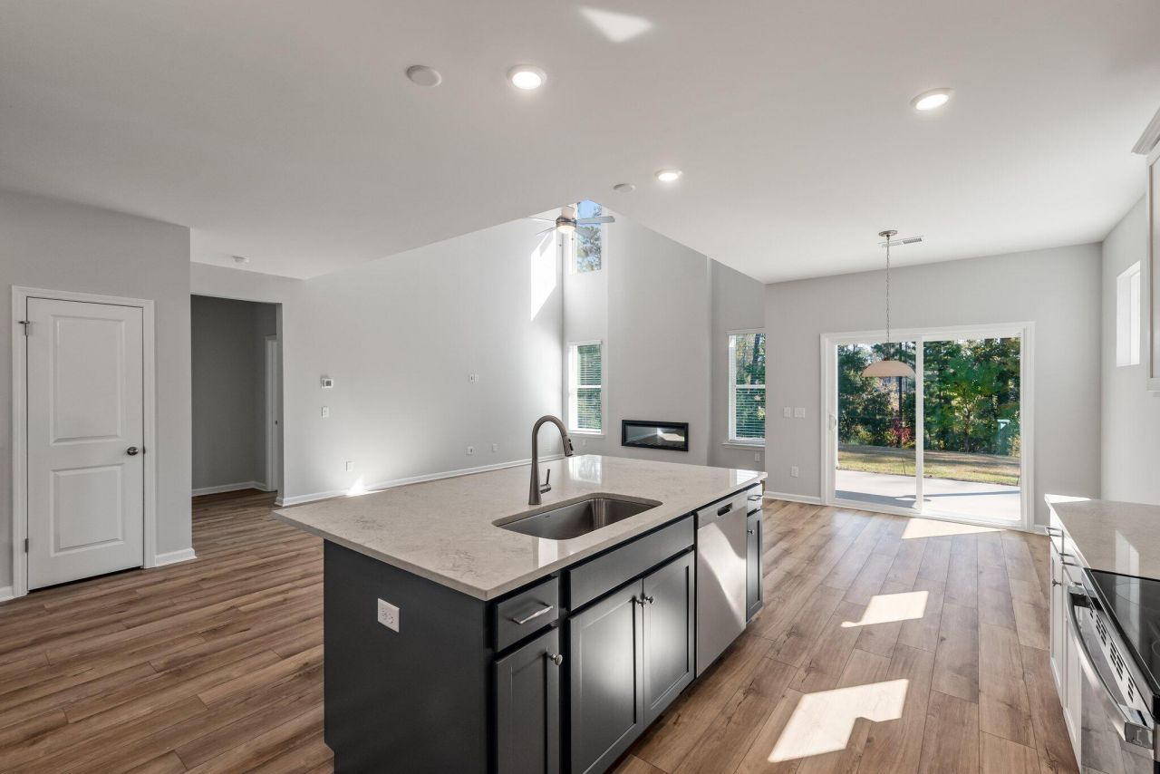 124 Palfrey Drive Photo 12