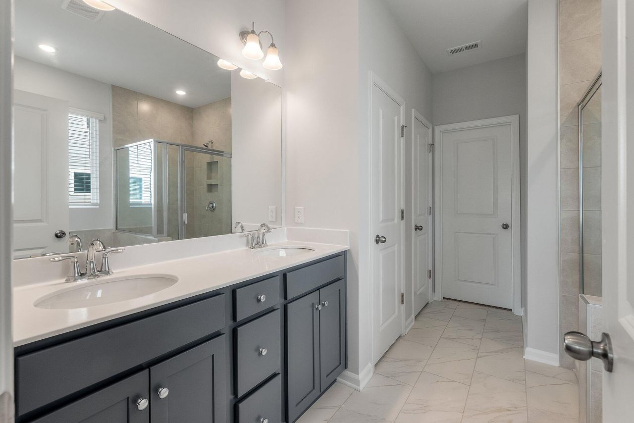 124 Palfrey Drive Photo 16