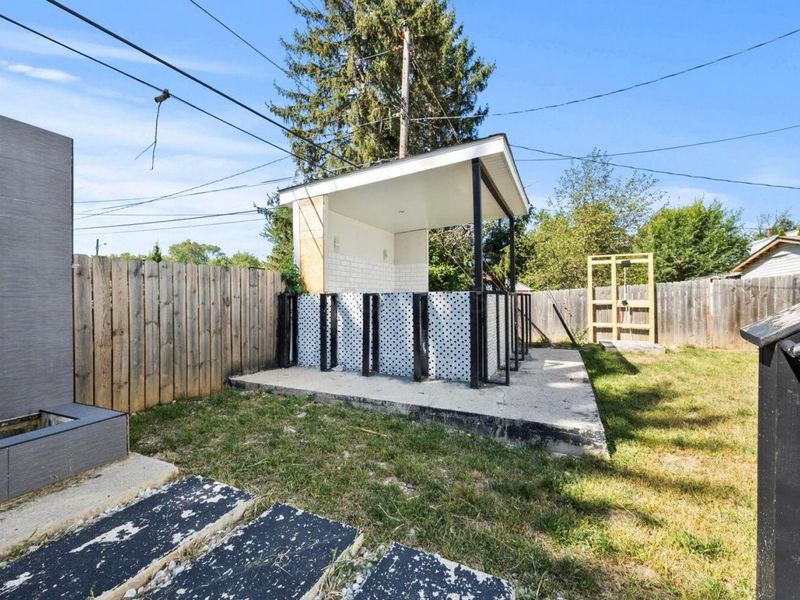 4677 E Livingston Avenue, Columbus, OH 43227 Photo 43