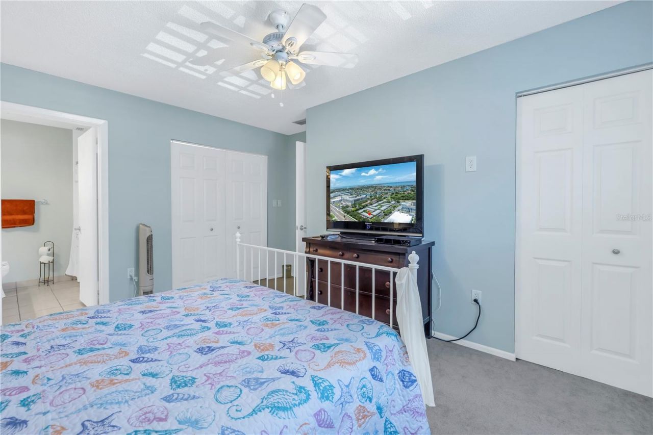 4115 34th Way S, Unit 195, Saint Petersburg, FL 33711 Photo