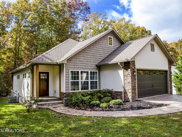 15 Hickory Cove Lane, Crossville, TN 38558