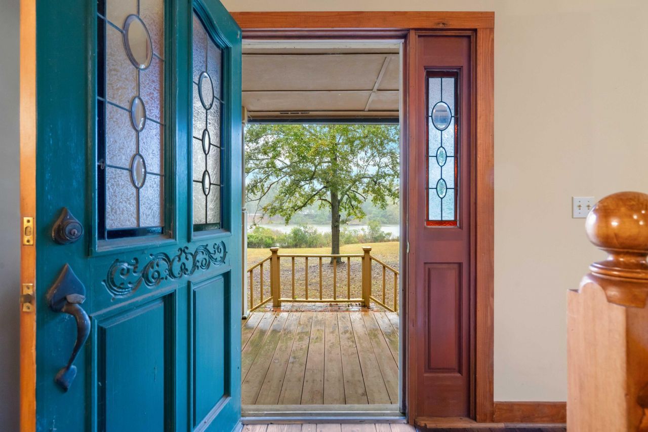 3644 Lake Marston Drive Photo 16