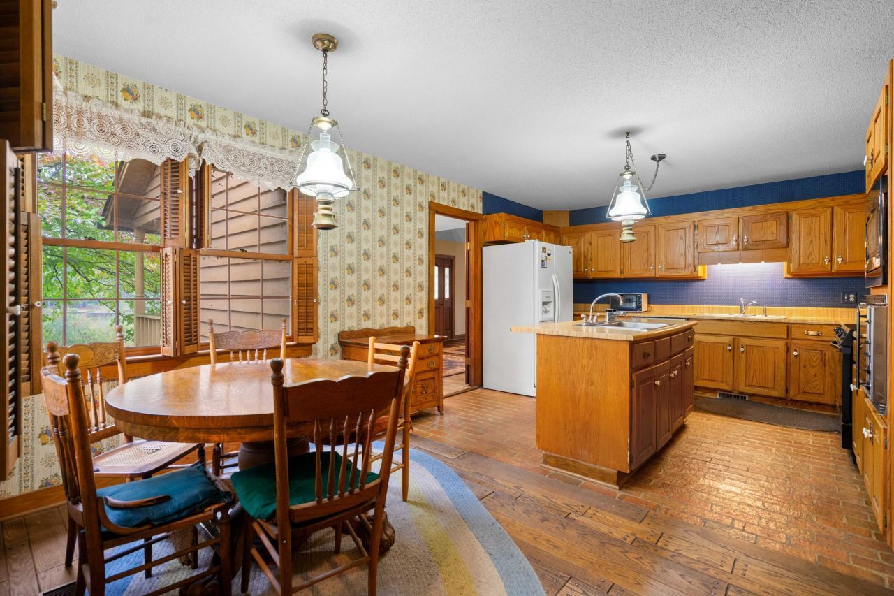 3644 Lake Marston Drive Photo 25