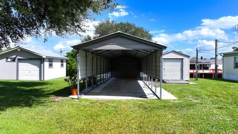 1069 9th Street, Okeechobee, FL 34974 Photo