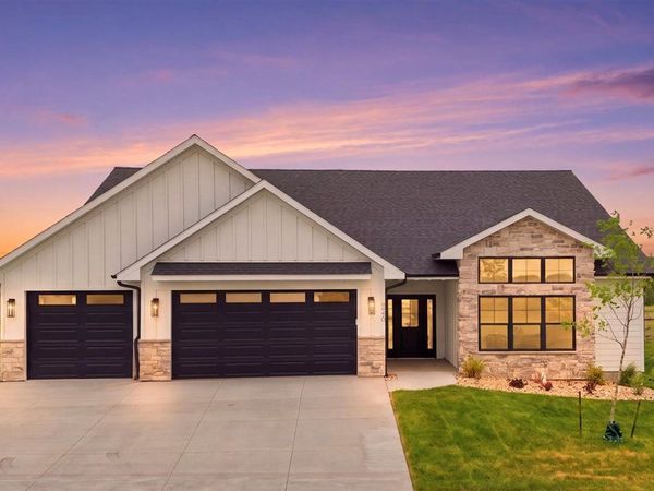230 Howard Ave NW, Swisher, IA 52338