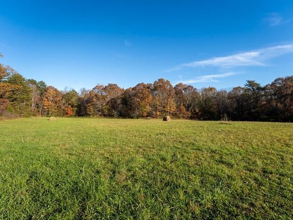 1090 Old Sunbright Road, Jamestown, TN 38556