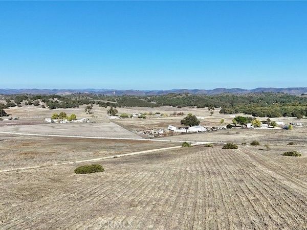 75200 Interlake Road, Bradley, CA 93426