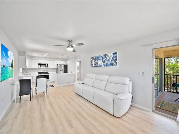 16881 Davis RD, Unit 721, FORT MYERS, FL 33908