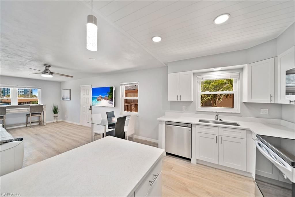 16881 Davis Rd, Unit 721, Fort Myers, FL 33908 Photo