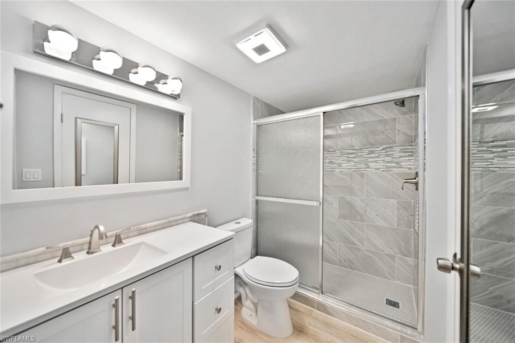16881 Davis Rd, Unit 721, Fort Myers, FL 33908 Photo