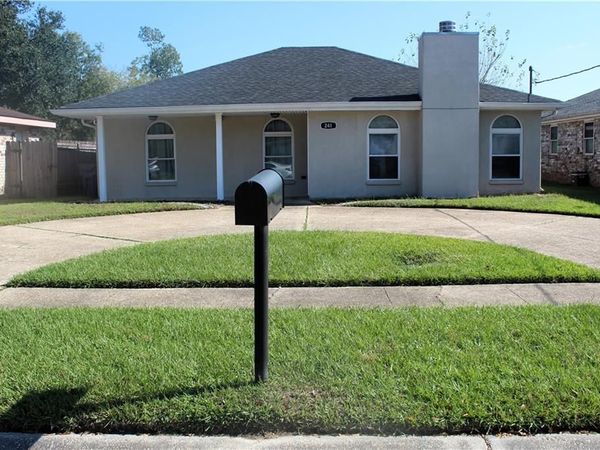 241 RIVERVIEW Drive, St Rose, LA 70087