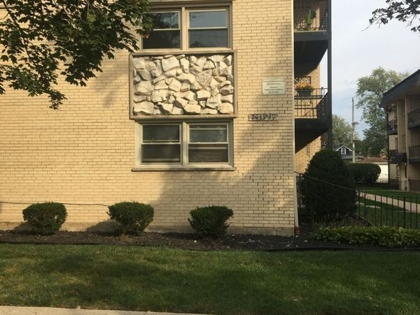 2045 N Harlem Avenue, Unit 1E, Chicago, IL 60707