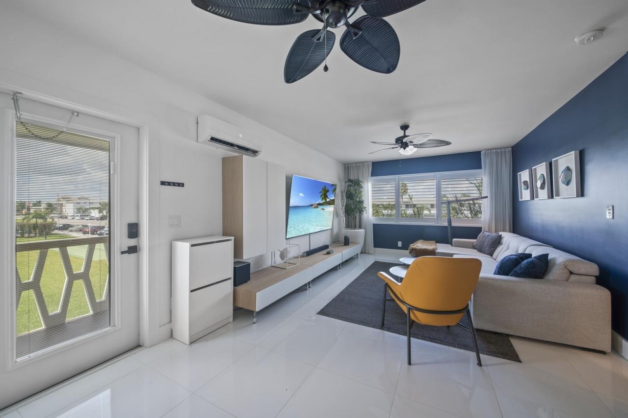 900 Atlantic Shores Boulevard, Unit 202, Hallandale Beach, FL 33009 Photo