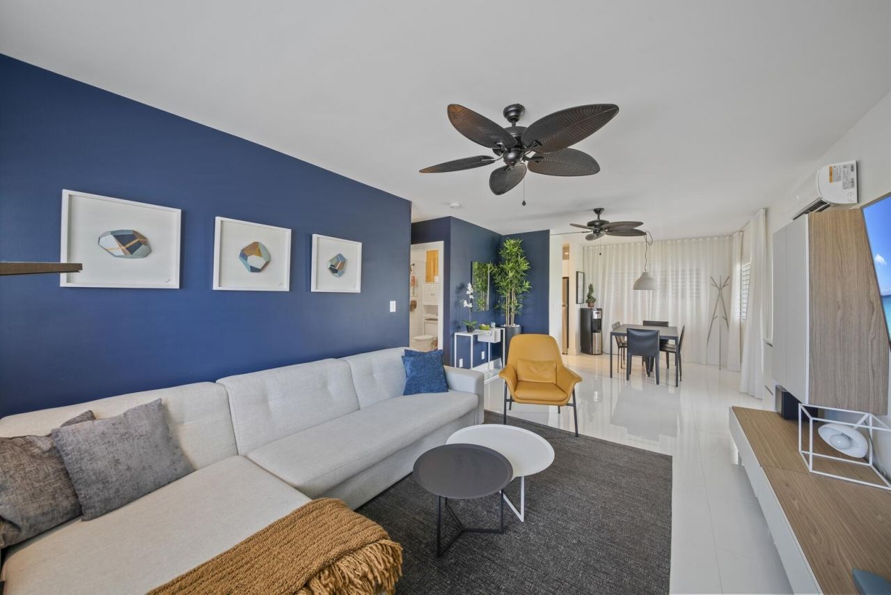 900 Atlantic Shores Boulevard, Unit 202, Hallandale Beach, FL 33009 Photo