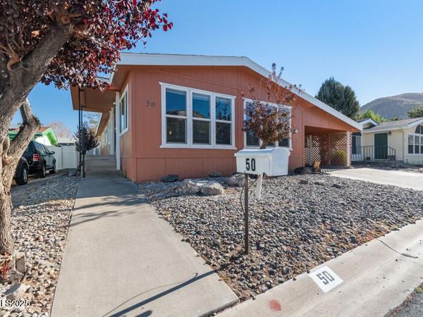 50 Cour De La Celedon Court, Sparks, NV 89434