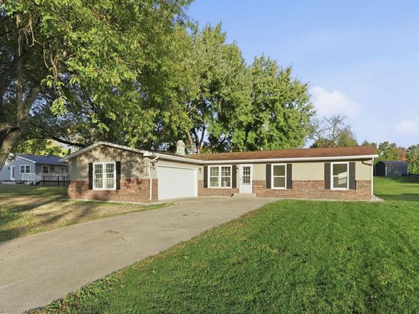 1004 Fall Creek Avenue, Kendallville, IN 46755