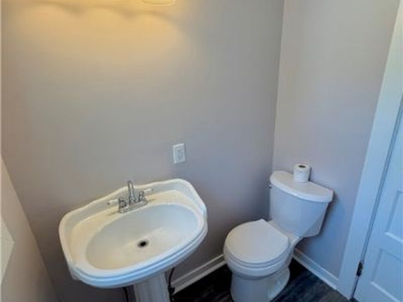 1221 Dover Avenue, Dover, OH 44622 Photo 13