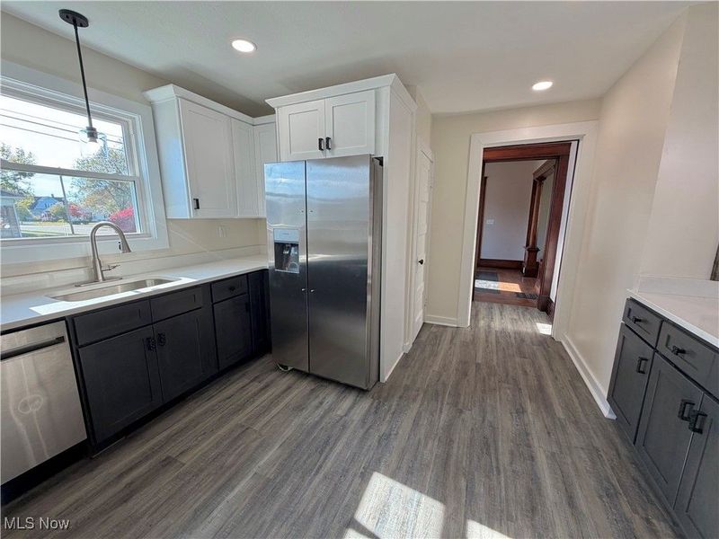 1221 Dover Avenue, Dover, OH 44622 Photo 9