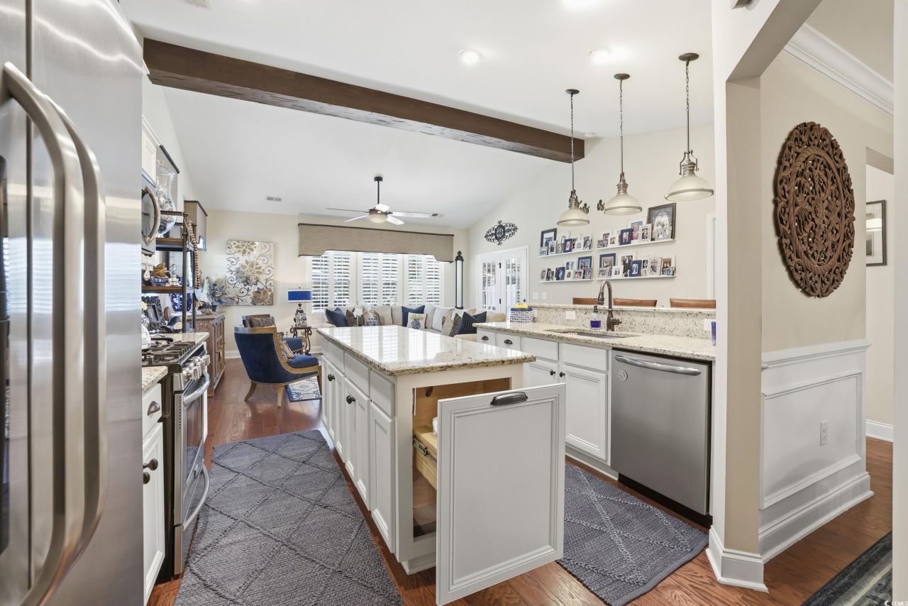 140 Parmelee Dr. Photo 15