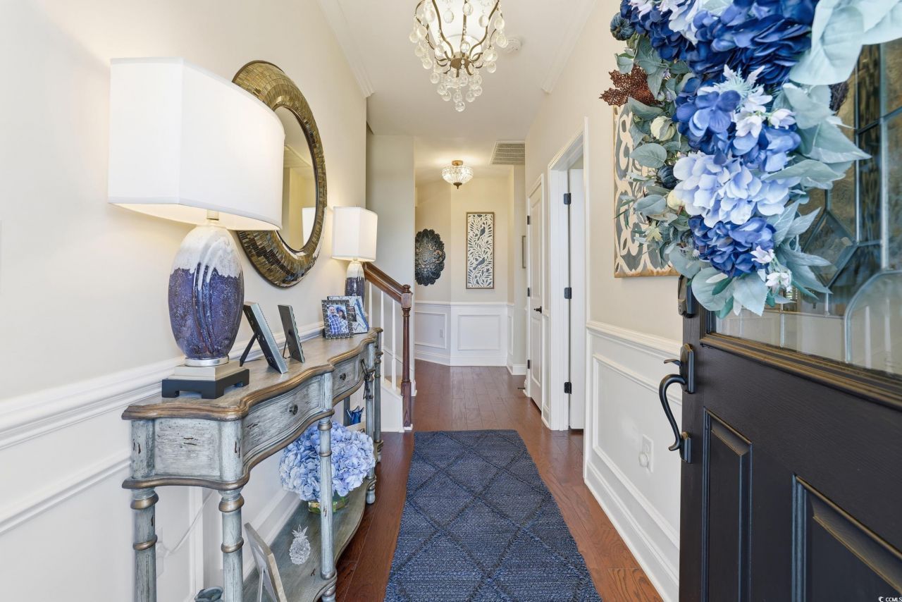 140 Parmelee Dr. Photo 4