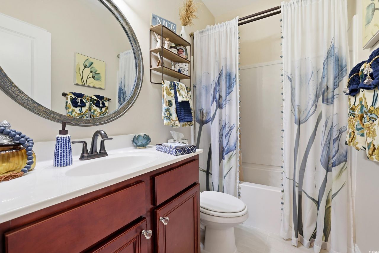 140 Parmelee Dr. Photo 7