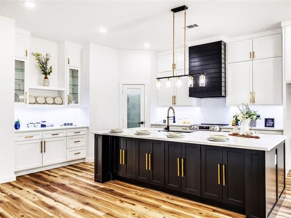 8808 US-69, Lone Oak, TX 75453