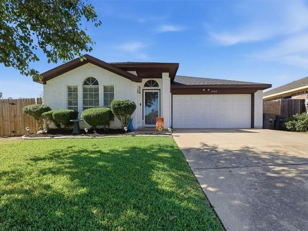 8105 Cannonwood Drive, Fort Worth, TX 76137