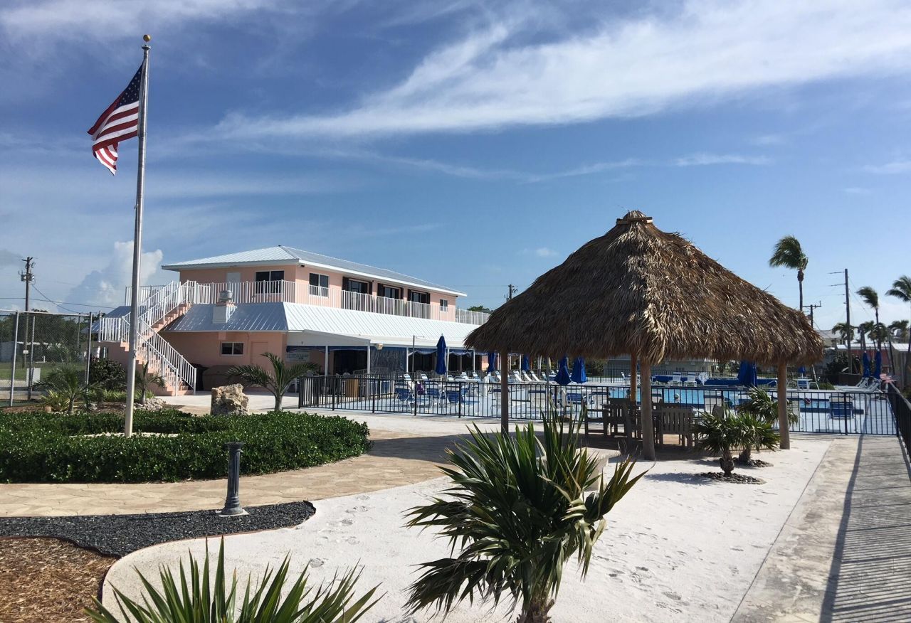 818 S Emerald Drive, Key Largo, FL 33037 Photo