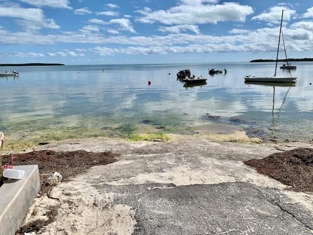 818 S Emerald Drive, Key Largo, FL 33037 Photo