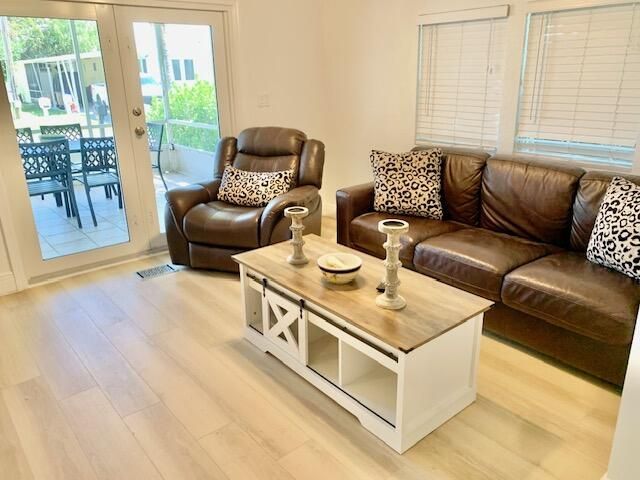 818 S Emerald Drive, Key Largo, FL 33037 Photo