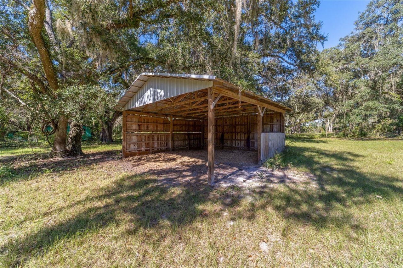 6570 NE 172nd Court, Williston, FL 32696 Photo