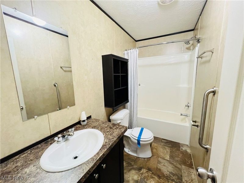 268 Twin Lakes, Elyria, OH 44035 Photo 24