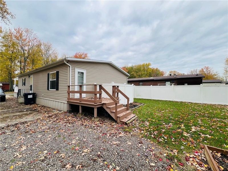 268 Twin Lakes, Elyria, OH 44035 Photo 5