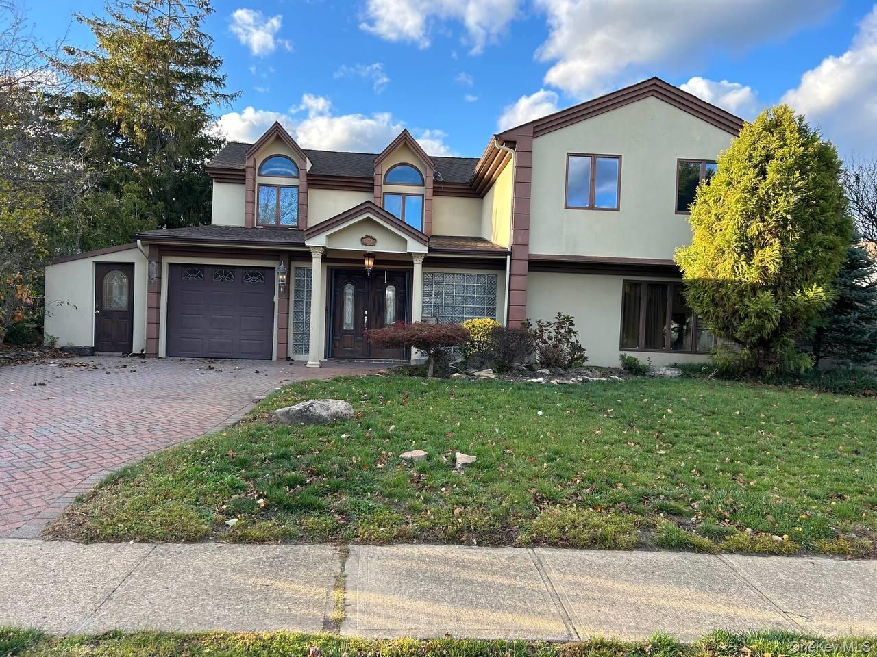 3200 Lydia Lane, Bellmore, NY 11710 Main Photo