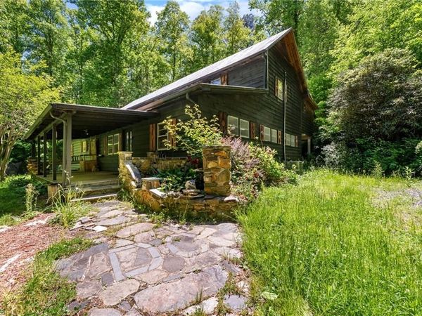 5668 Longbottom Road, Hays, NC 28635