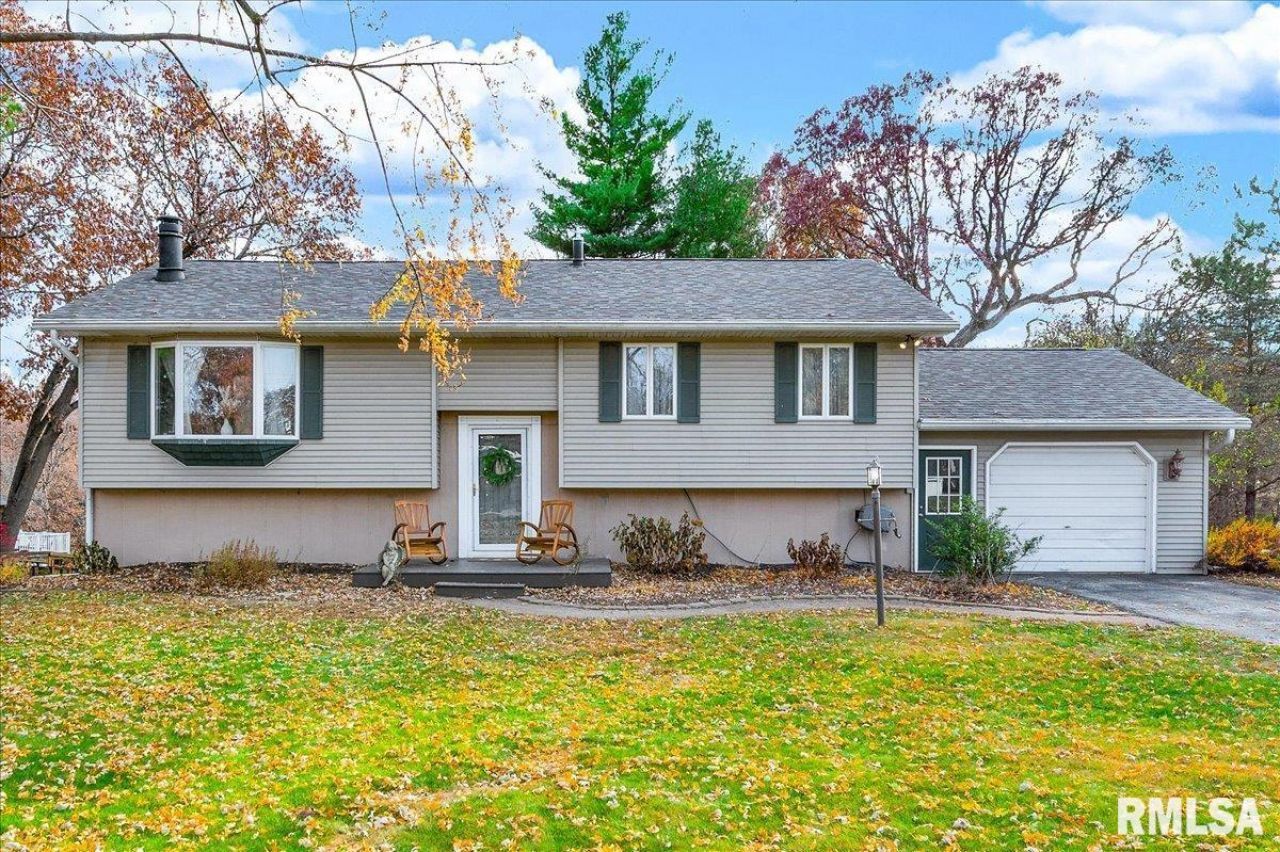 10520 W Sir Durham Court, Mapleton, IL 61547 Main Photo