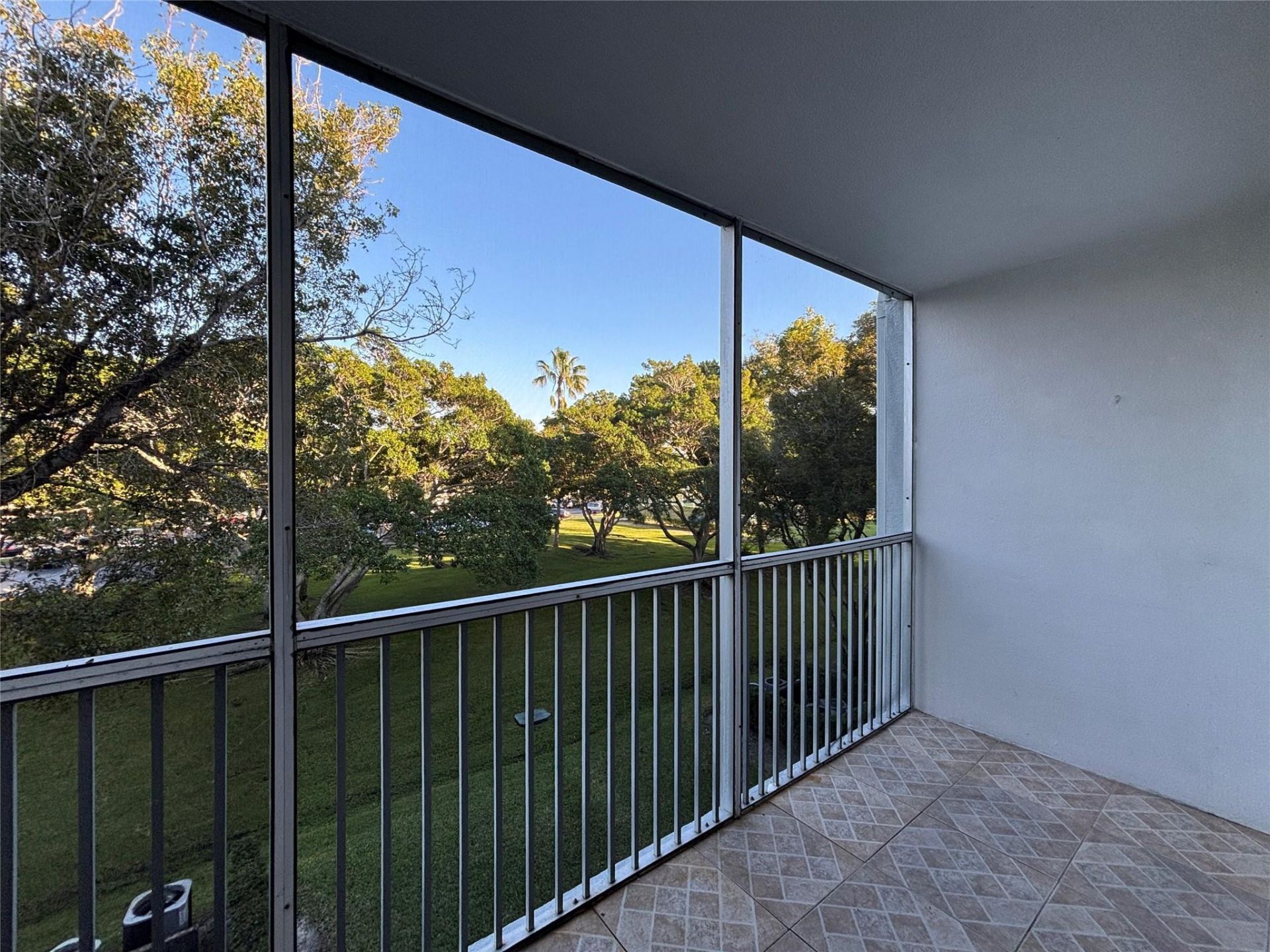 1401 SW 135th Ter, Unit 307H, Pembroke Pines, FL 33027 Photo