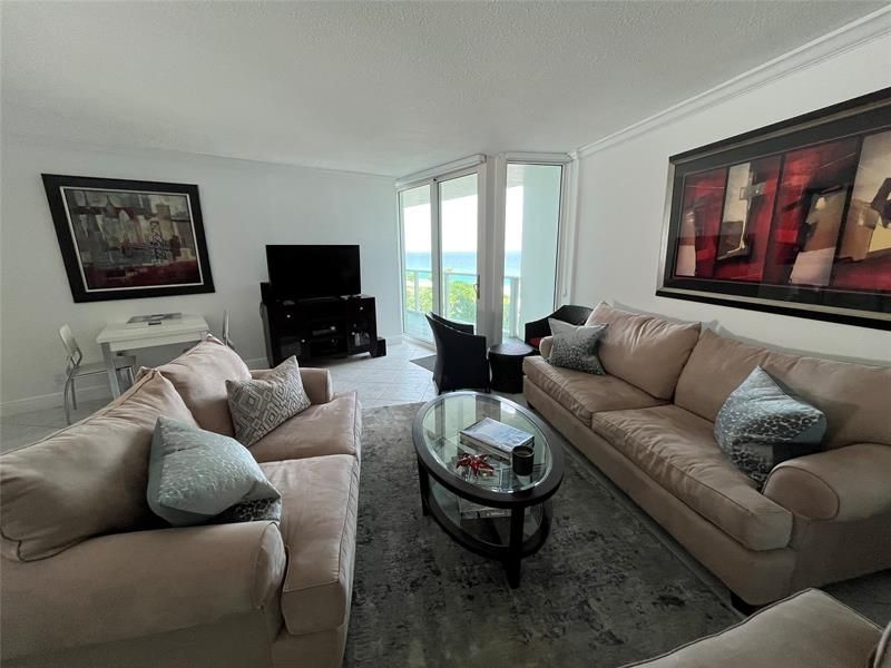333 NE 21st Avenue, Unit 904, Deerfield Beach, FL 33441 Photo